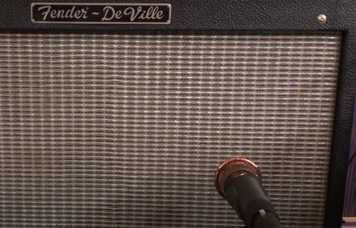 Fender Hot Rod Deville 212 Review in January 2024 MetalMusicGuide