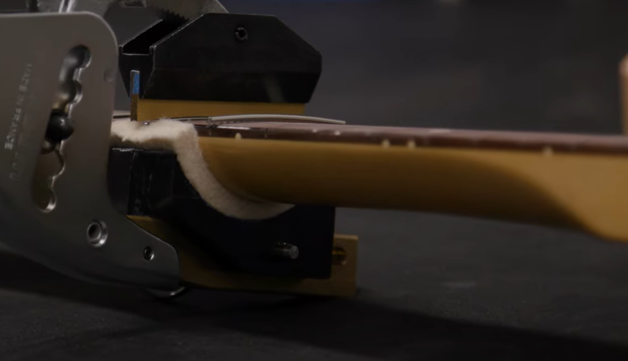 How Long Do Electric Guitar Frets Last? MetalMusicGuide