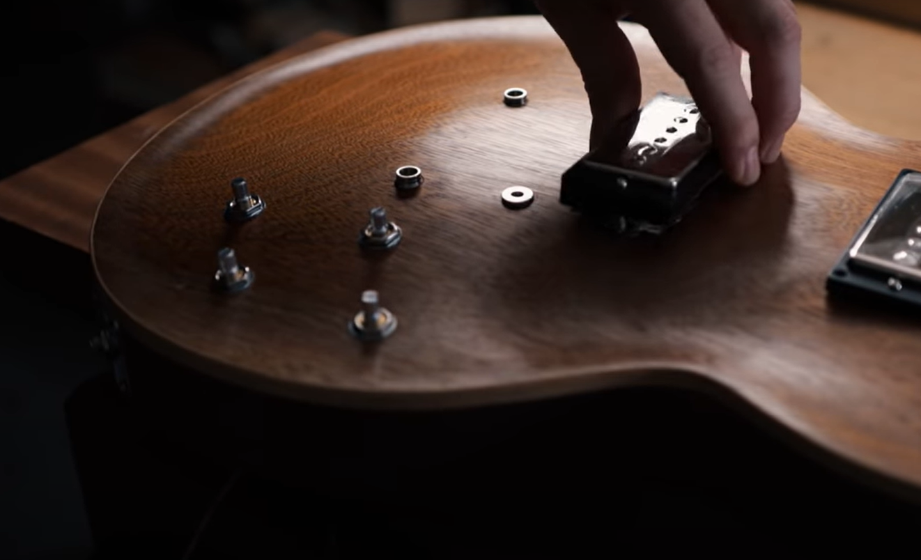 How Much Does an Electric Guitar Weigh? MetalMusicGuide