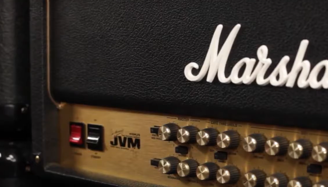 How to Connect an Electric Guitar to Speakers? MetalMusicGuide